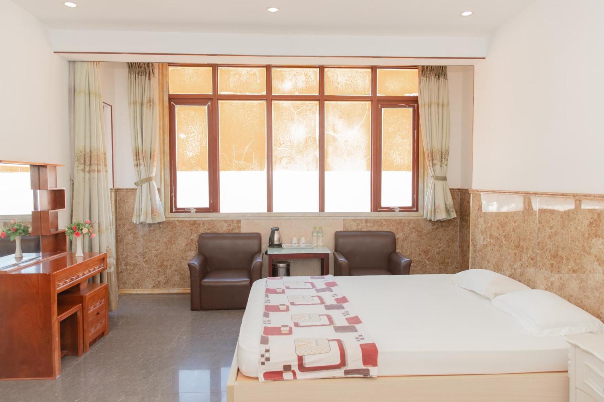 Khach San Son Thinh Hotel Vung Tau Exterior photo